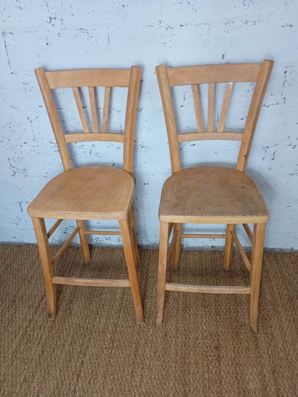 Paire de chaises bistrot hautes années 50