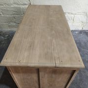 Desk in solid elm with natural airbrushing