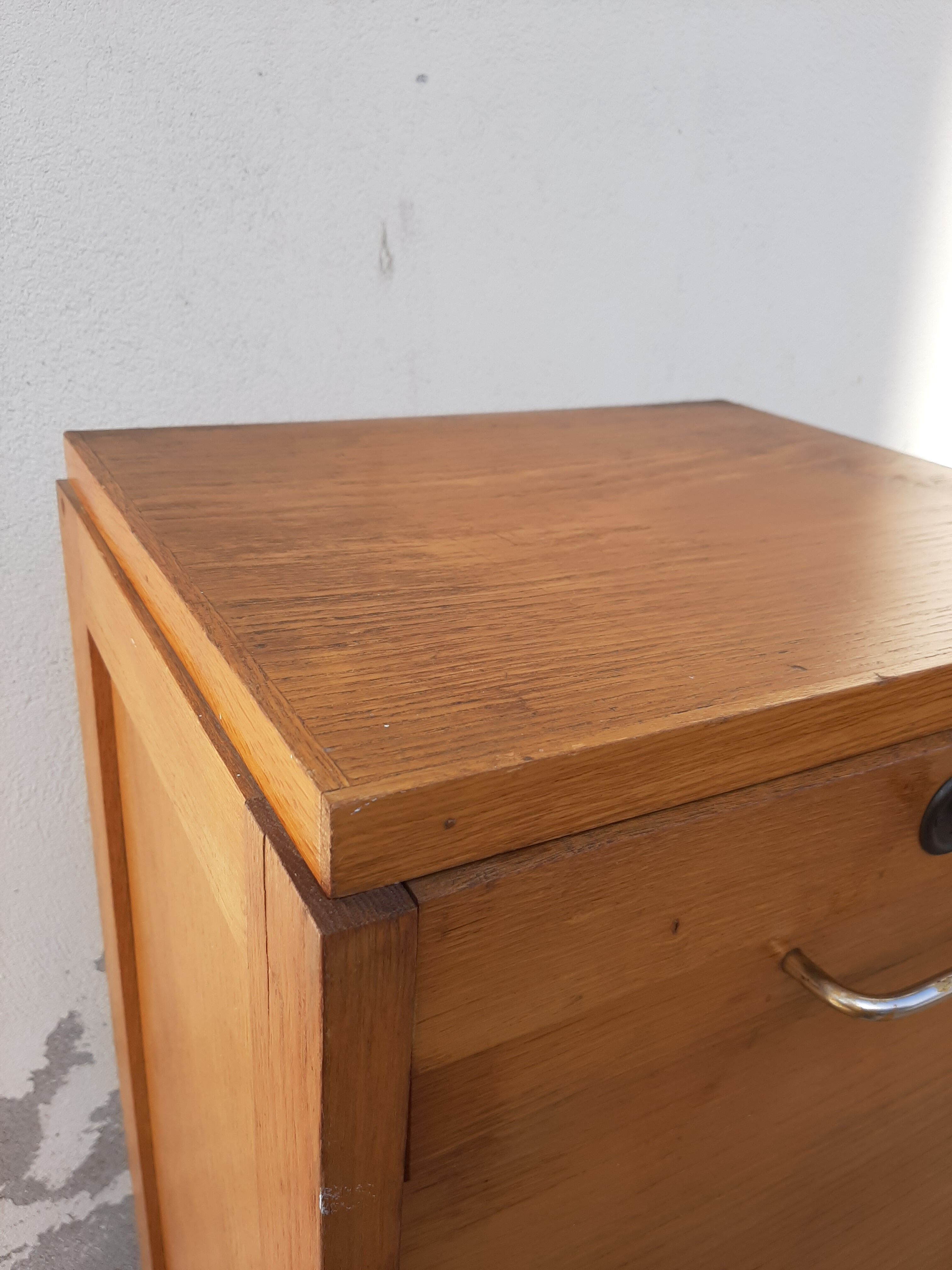 Curtain cabinet 1950