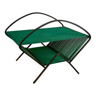 Record or magazine holder in green scoubidou