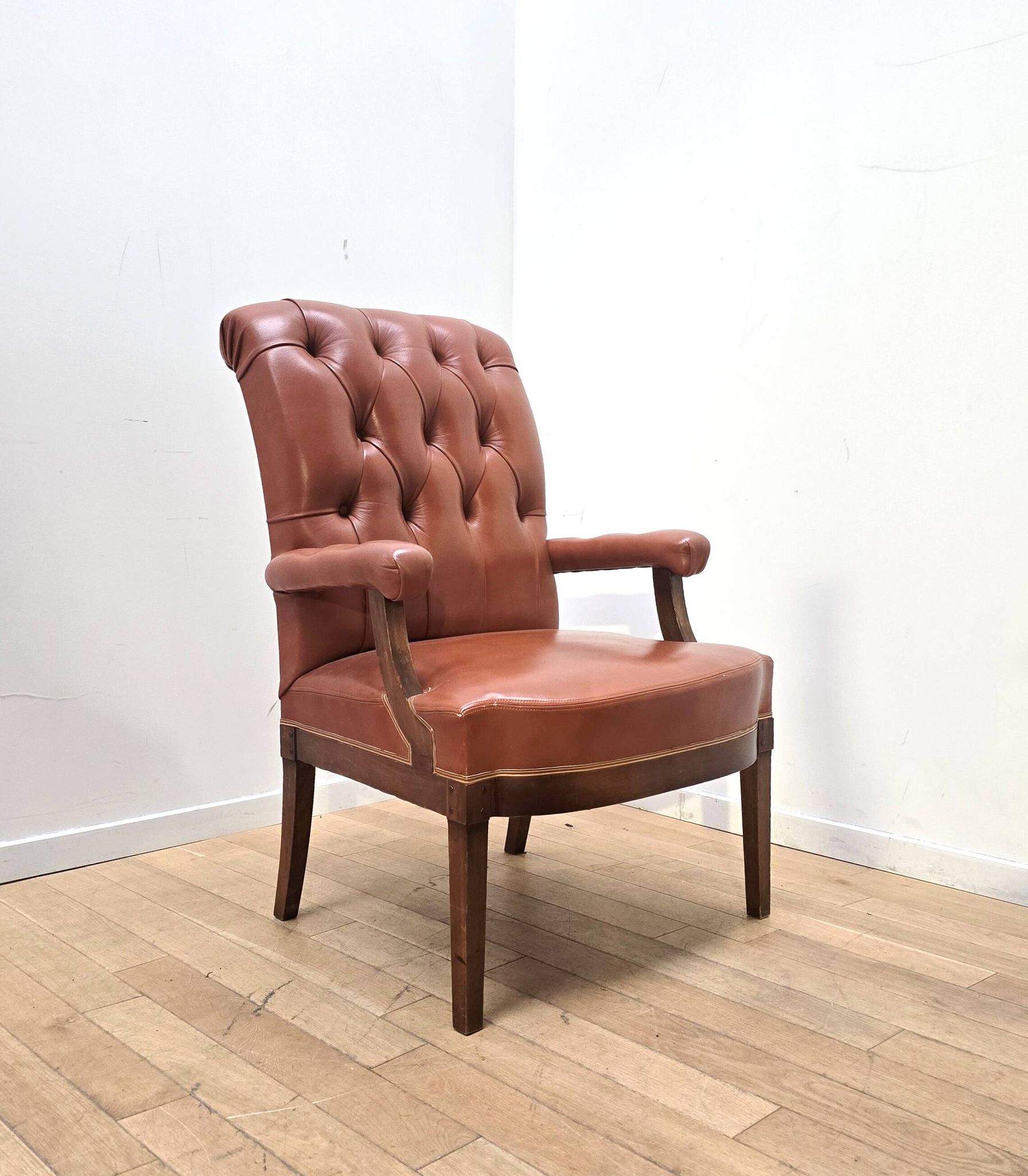 Vintage club chair