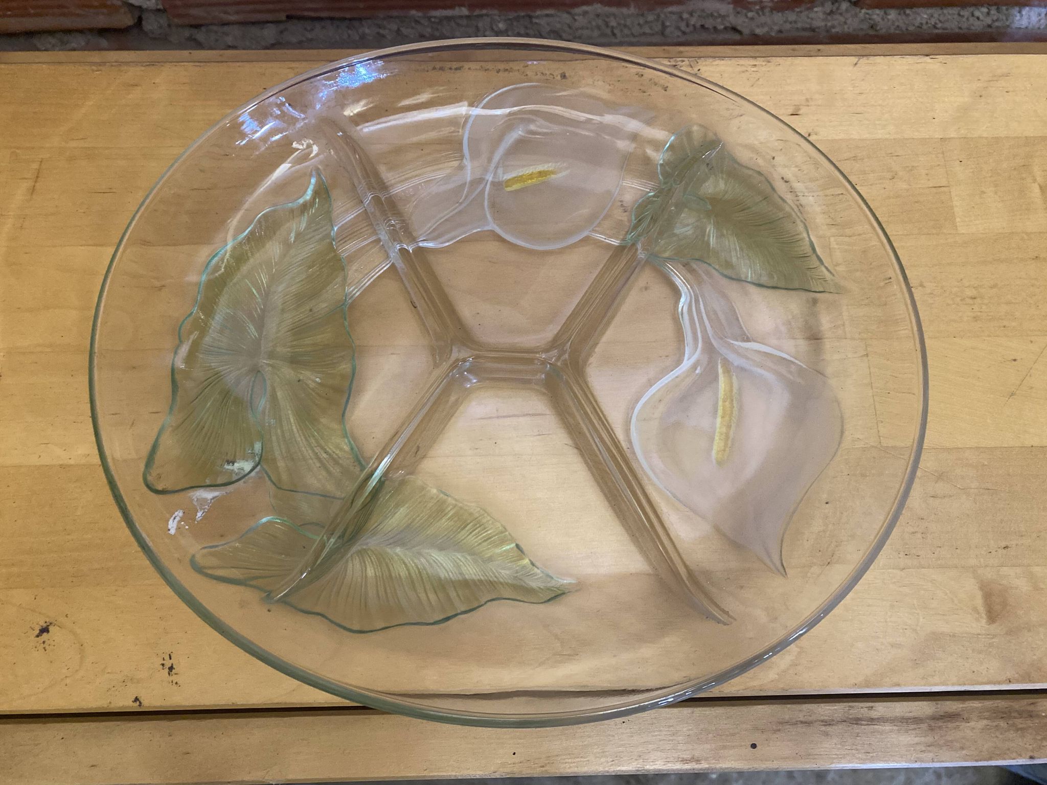 Ancient mendiant plate luminarc design arum lily moulded glass floral decor