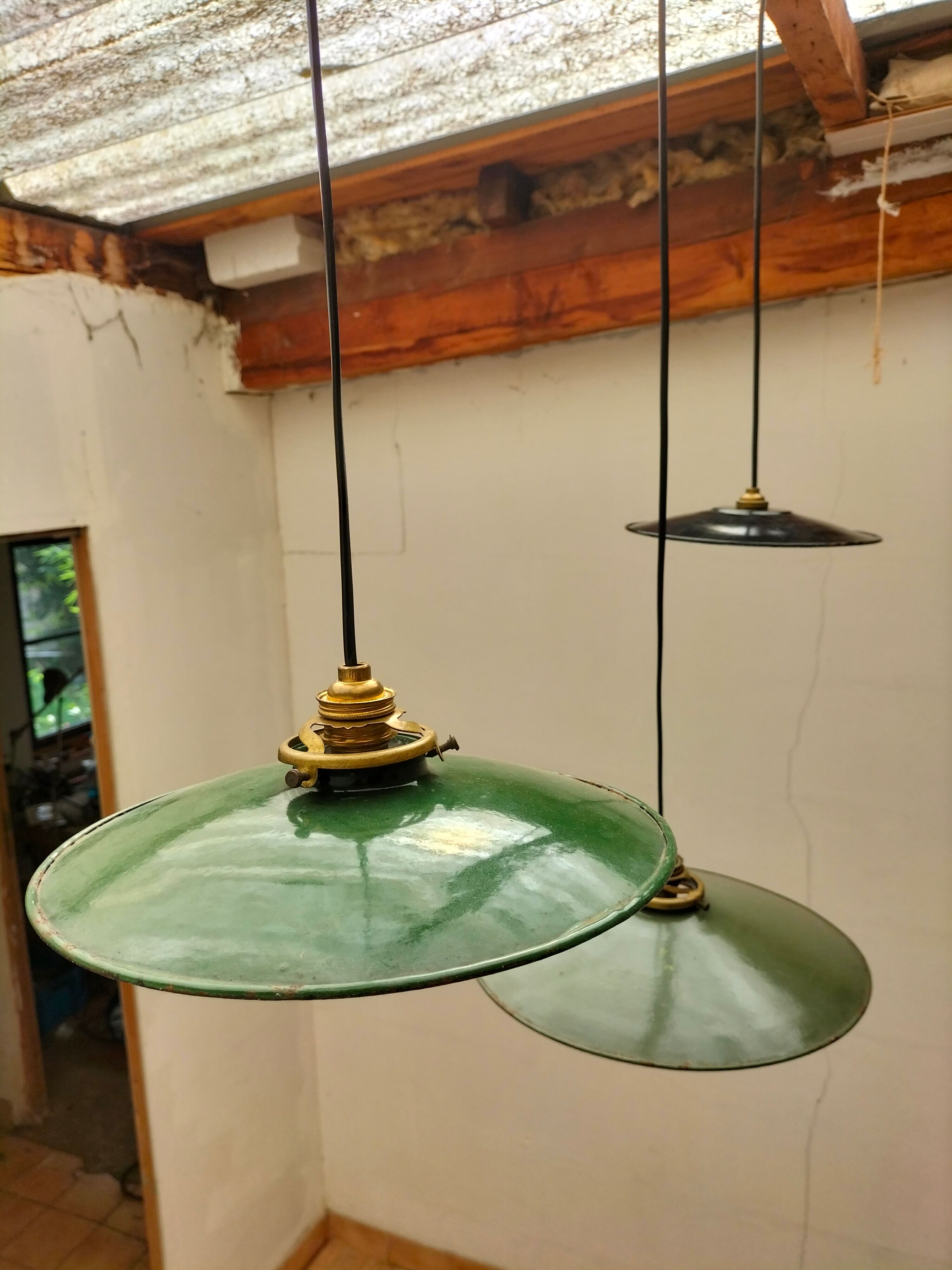 Series of 3 industrial suspensions