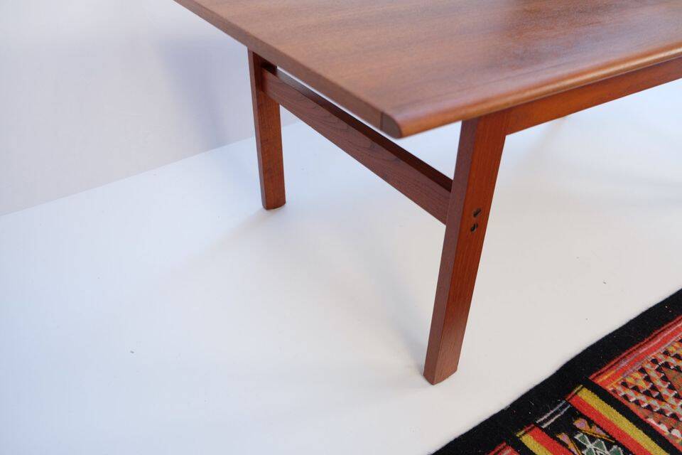 Table basse vintage Wikkelsø Eilersen teck années 60 70