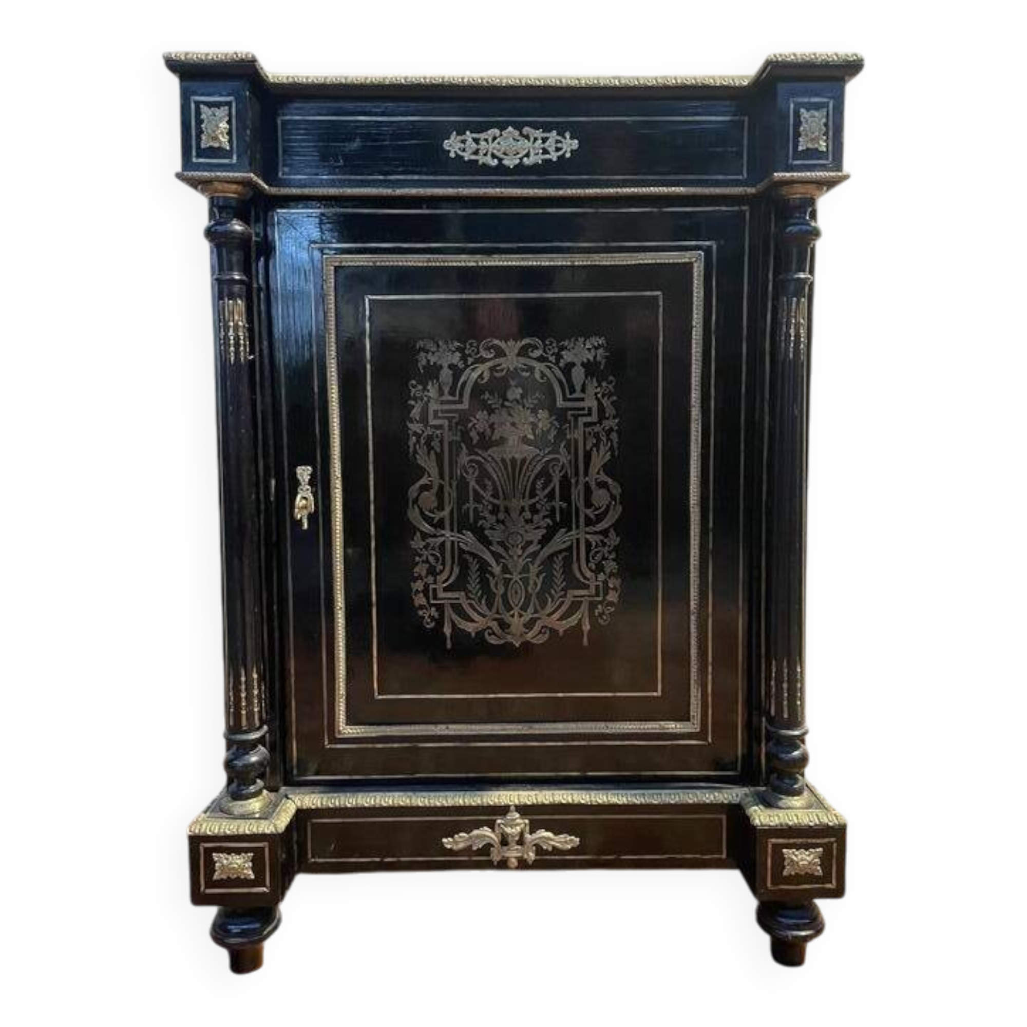 Napoleon III high-height furniture