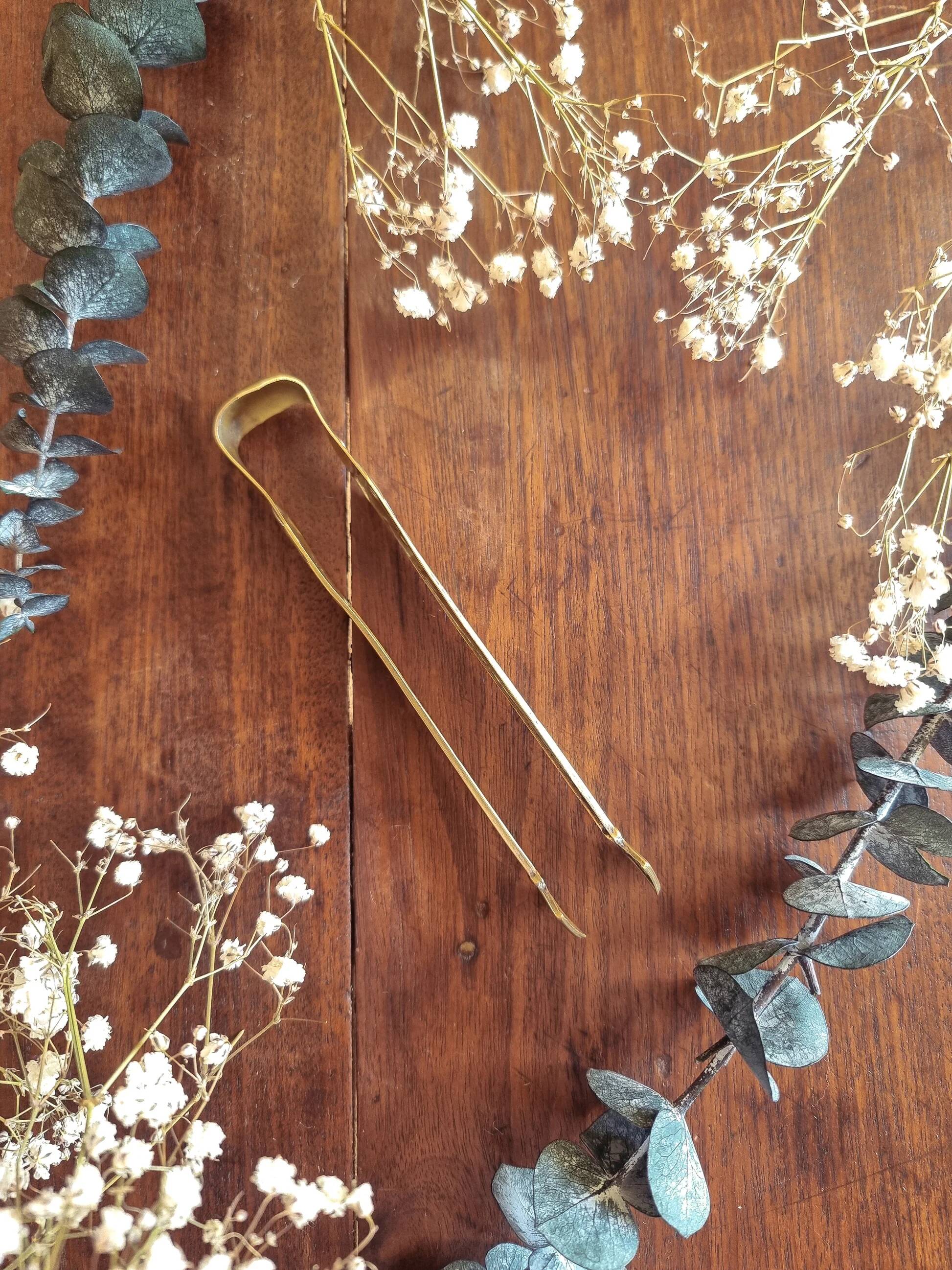 Sugar tongs