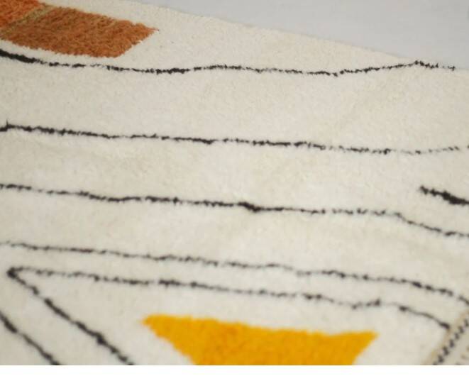 Beni Ouarain Berber rug, nomadic lines, 3*2m.