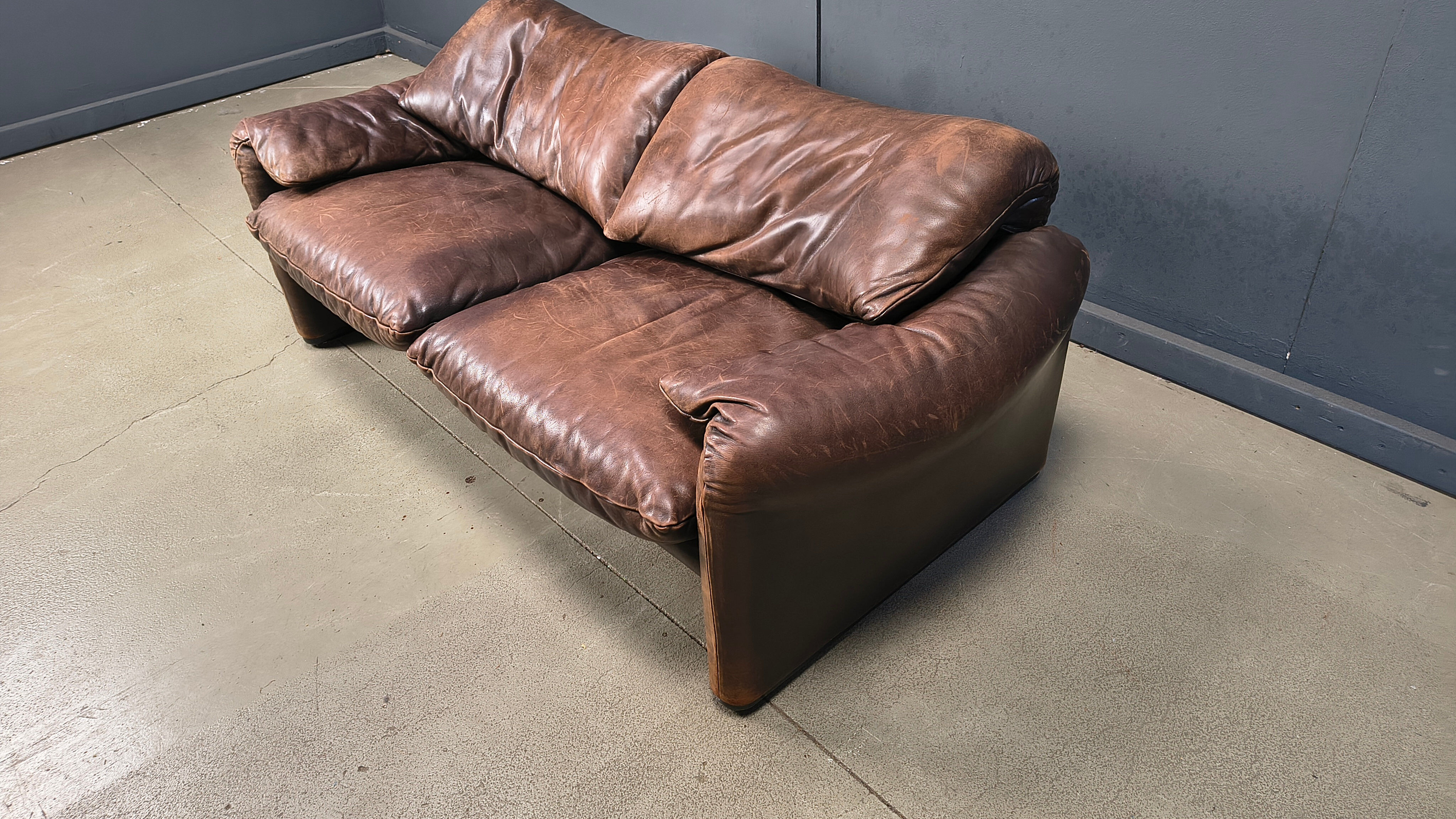 Leather Maralunga sofa by Vico Magistretti for Cassina, 1970s
