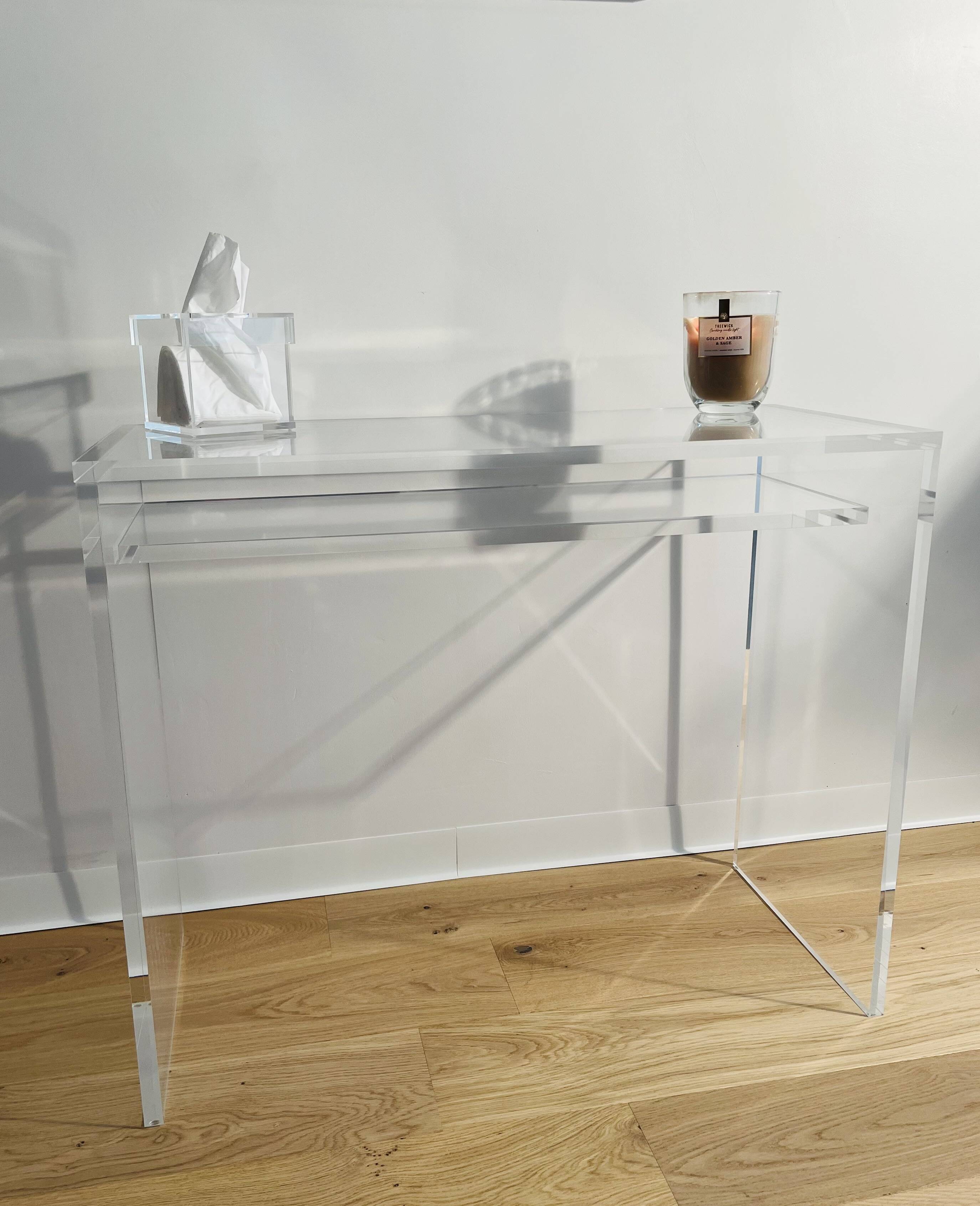 Desk or console in plexiglass