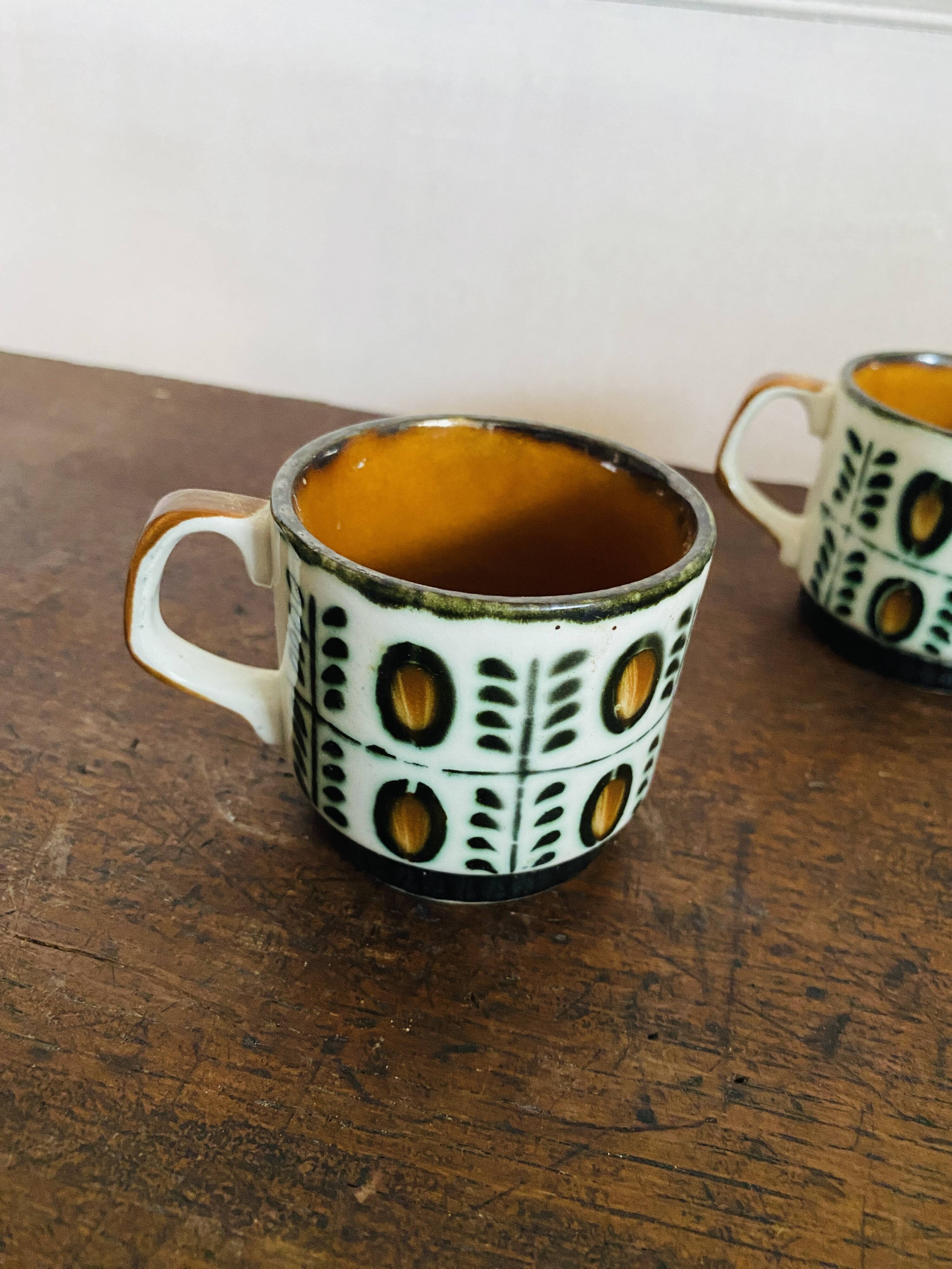 Set of 4 cups Motif Noix Belguim Boch