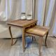 Tables gigognes