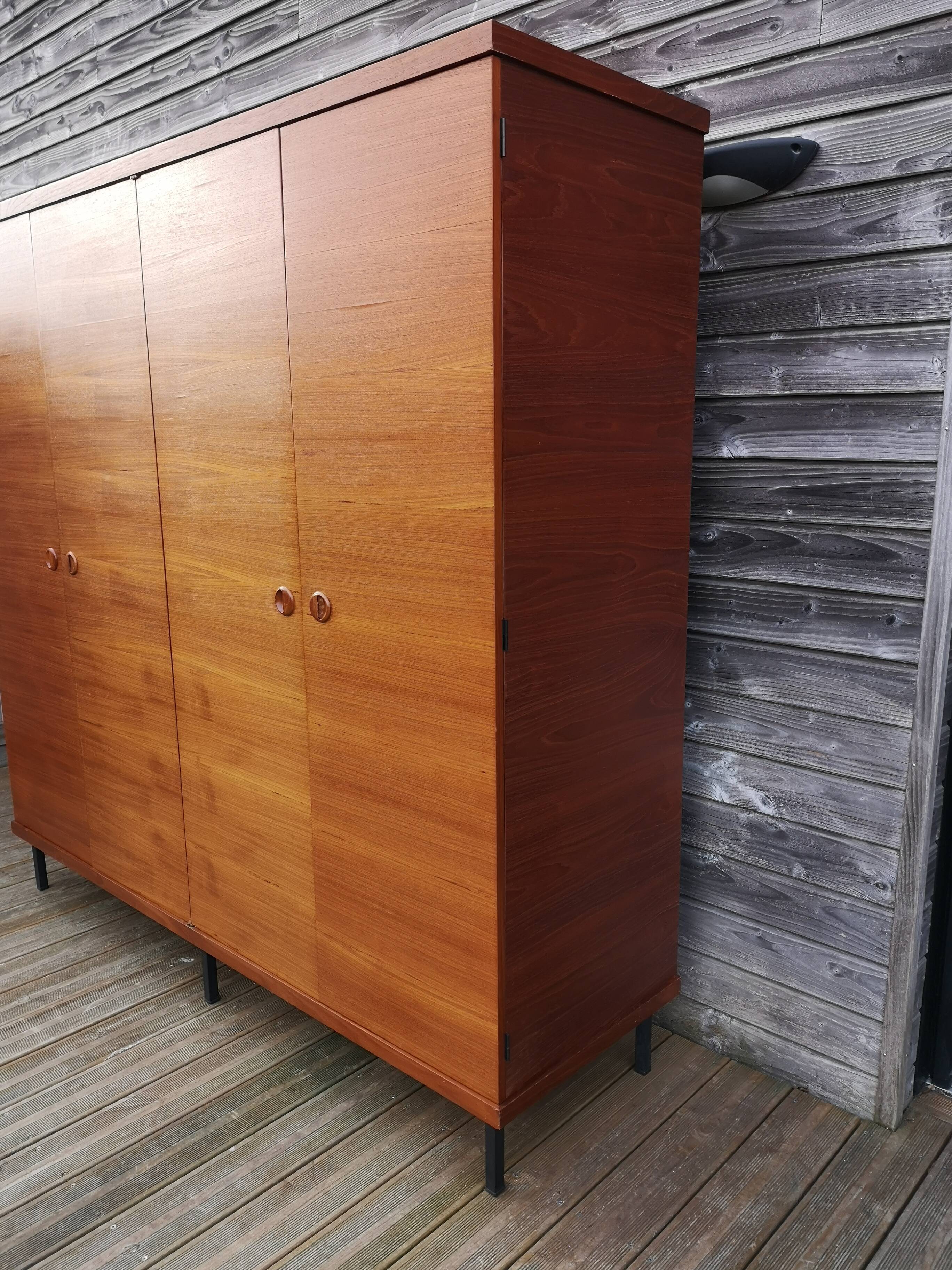 Wardrobe 1960