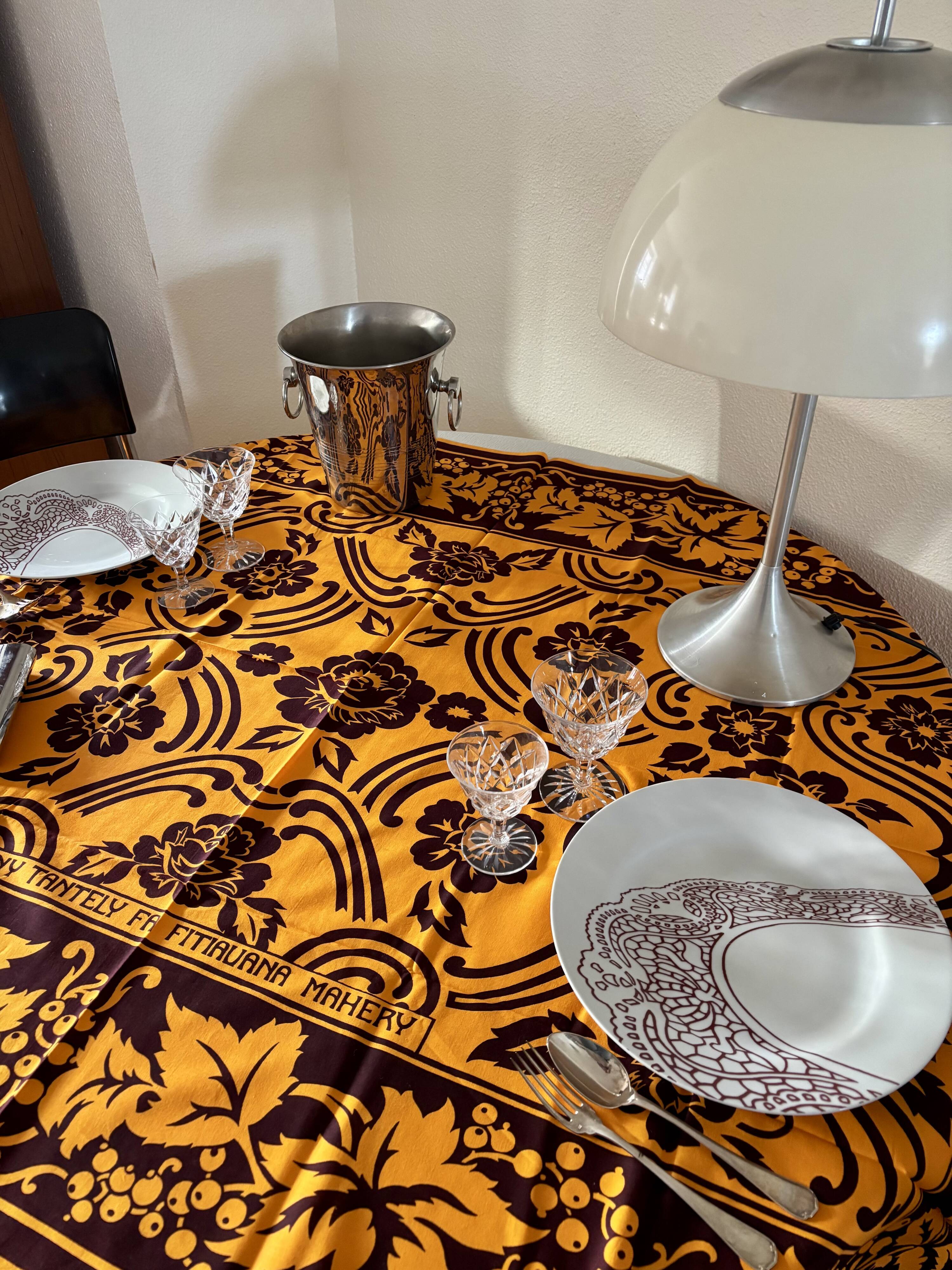 Nappe  tenture malgache vintage