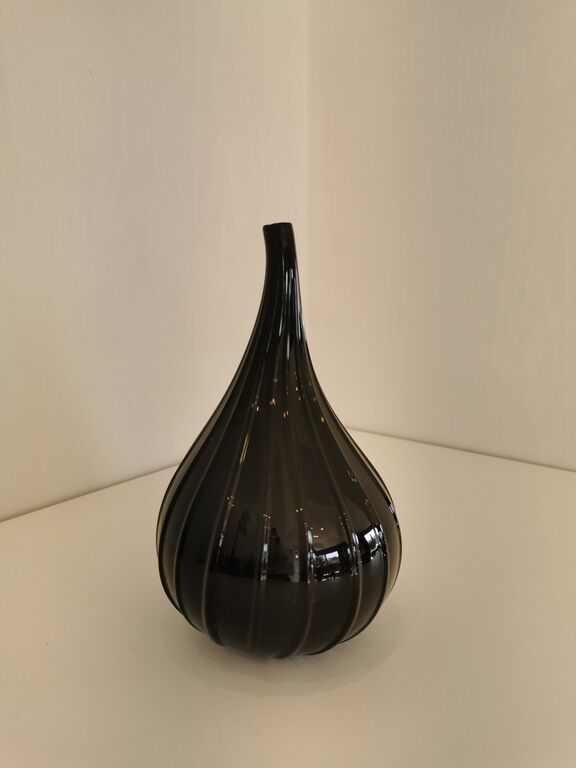 Murano glass vase, Salviati model Drops