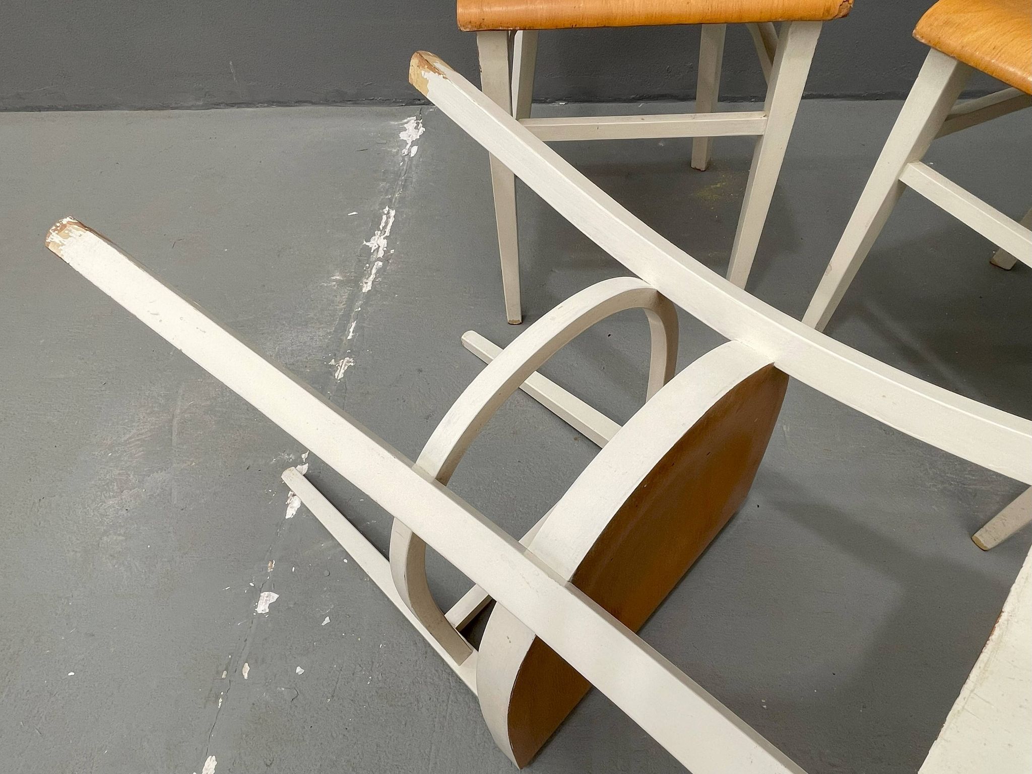 3 chaises en bois, Tchécoslovaquie années 1950