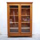 Armoire bibliothèque vitrée vintage en bois