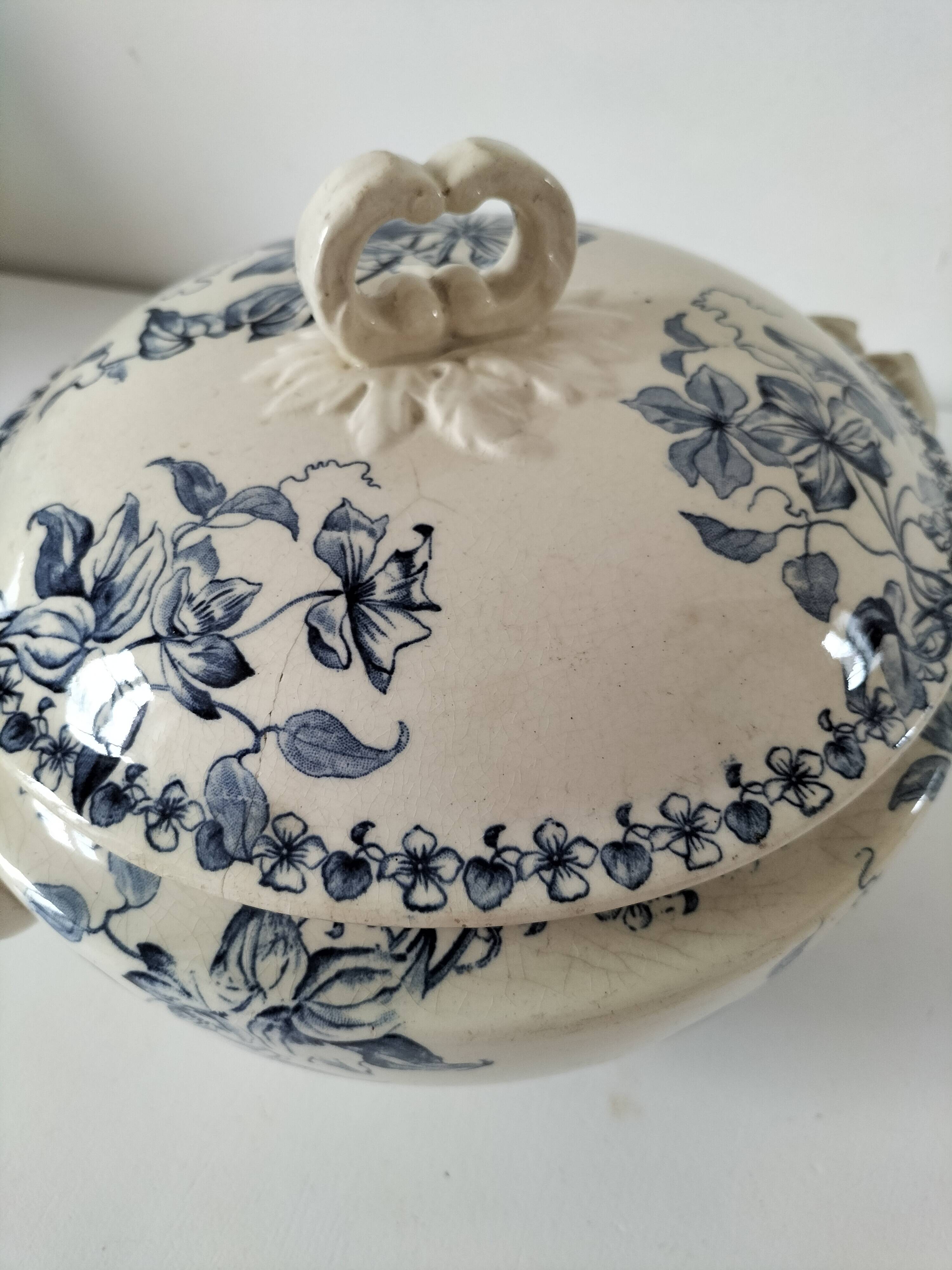 Antique ironstone tureen – Bordeaux MGB – blue floral decoration