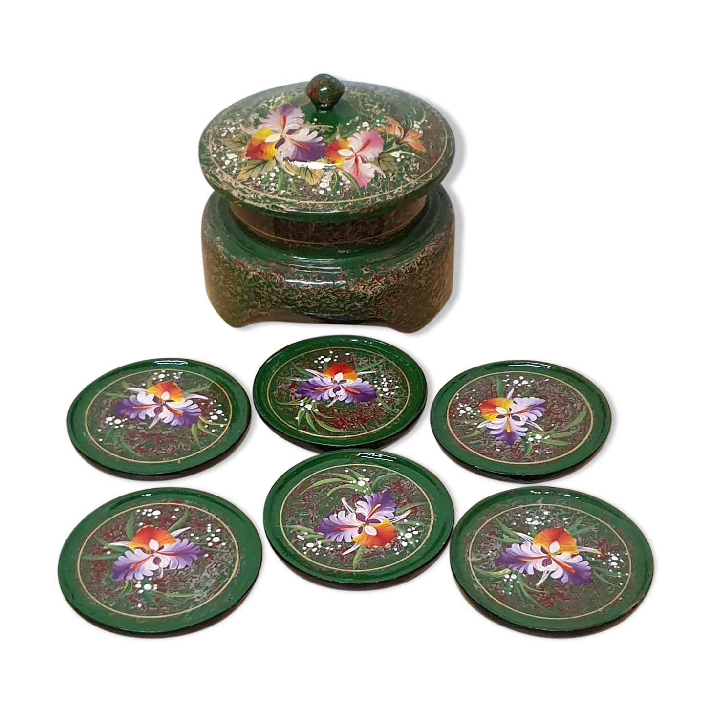 Lasy wooden glass underside