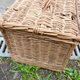 Vintage wicker basket for poultry rabbit