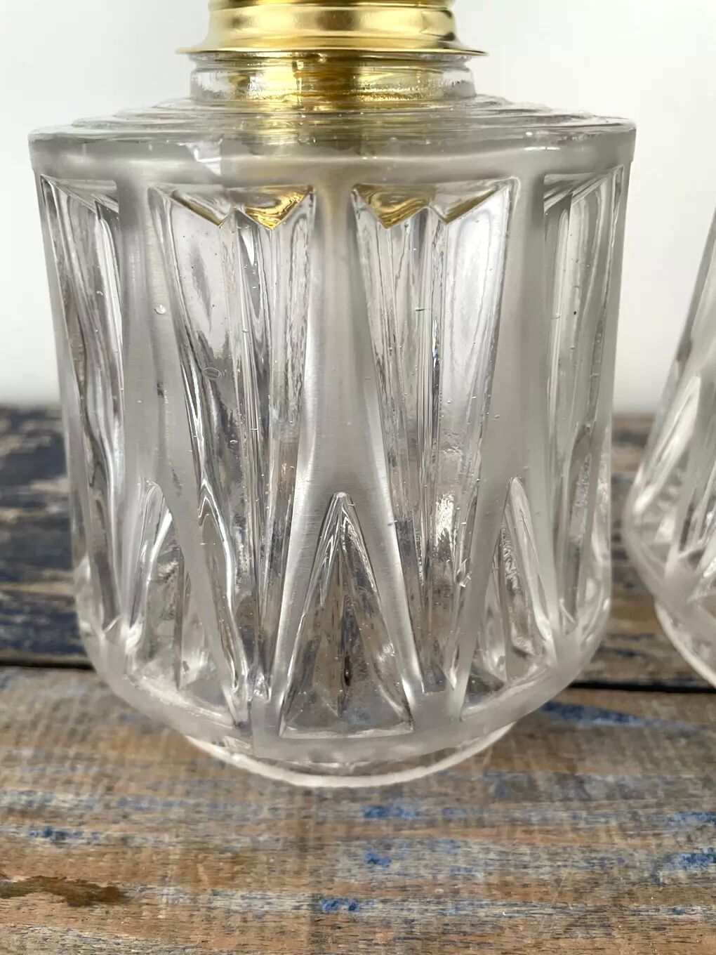 Set of three vintage identical sconces in chiseled glass