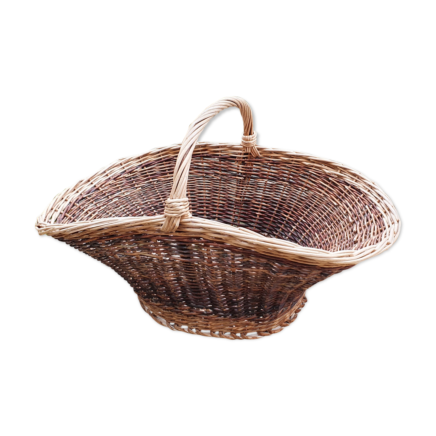 Wicker basket
