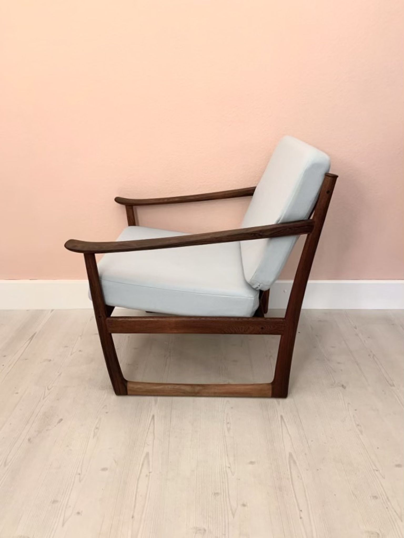 lounge. chair by Hvidt & mølgaard