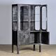 armoire à pharmacie polie, années 1970