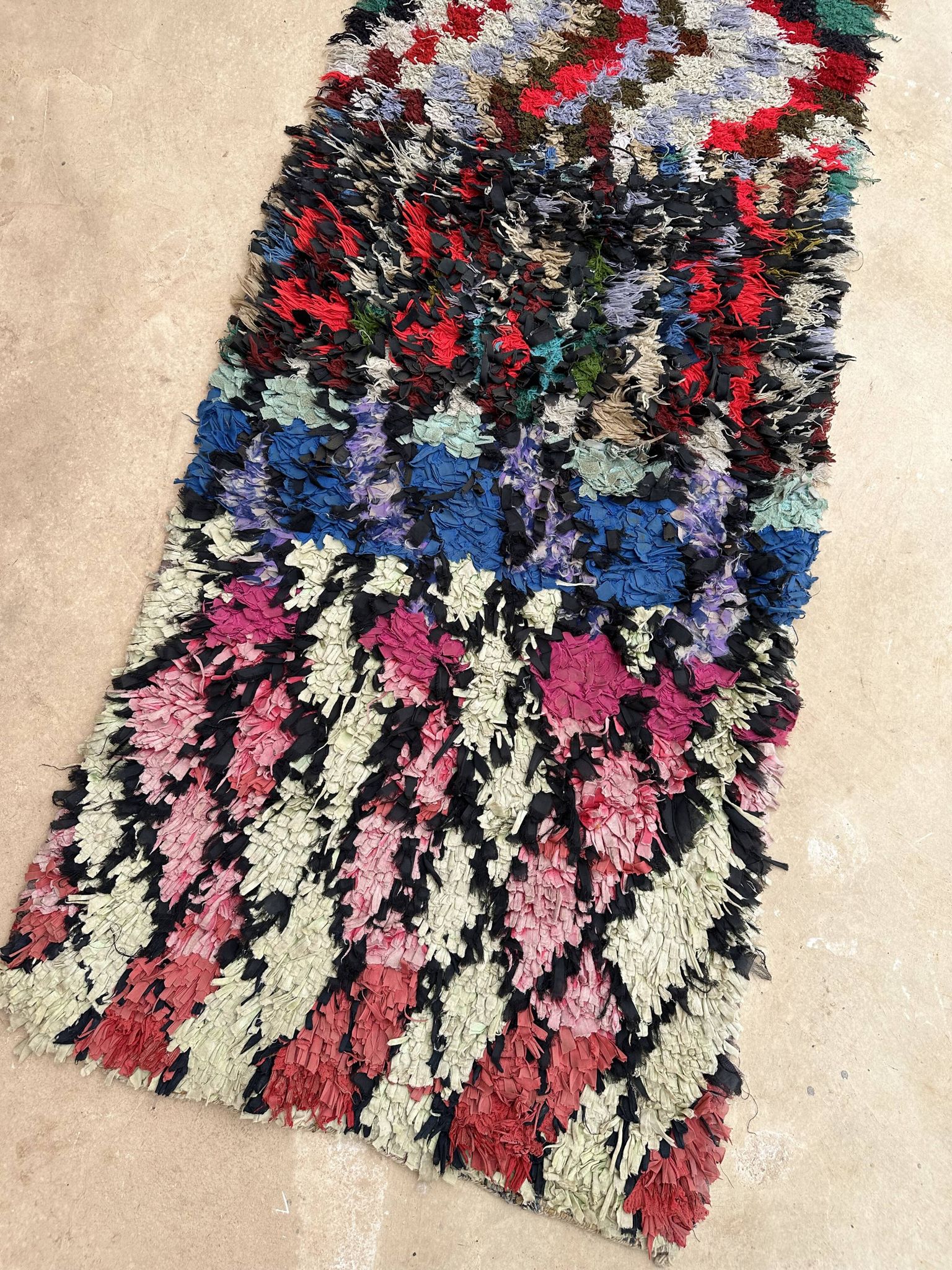 Tapis Berbère Boucherouite coloré - 64 x 196 cm