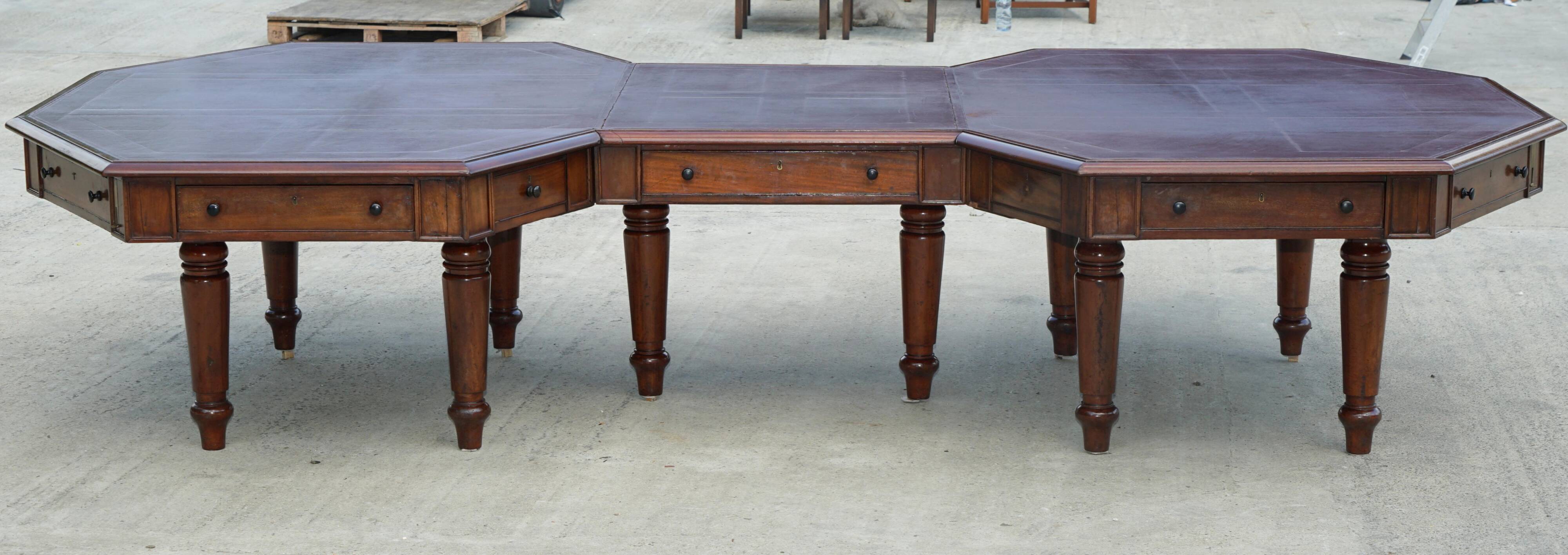 George III Antique Library Desk in Solid Mahogany 1780