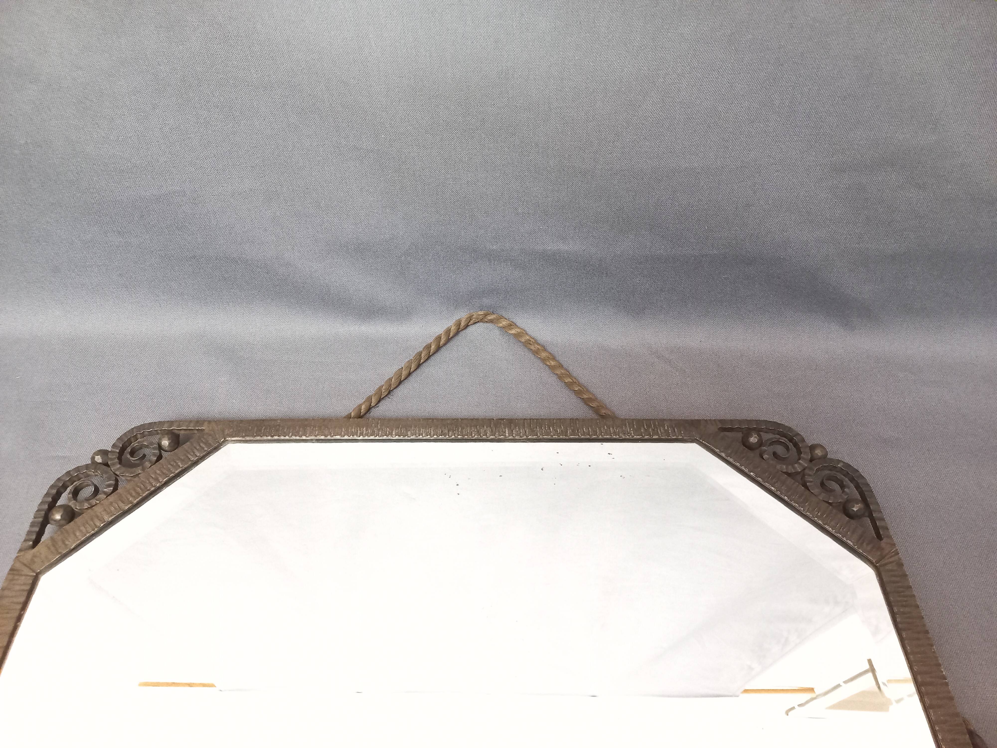 Art Deco mirror 1930 in beaten iron