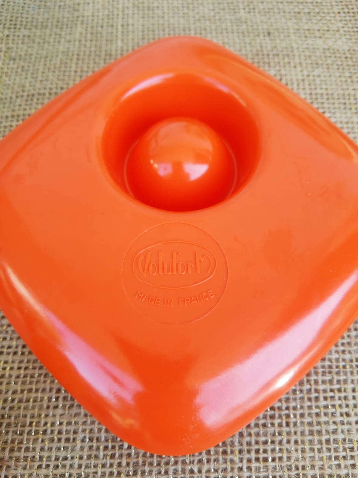 Orange melamine shell Voluform 70s