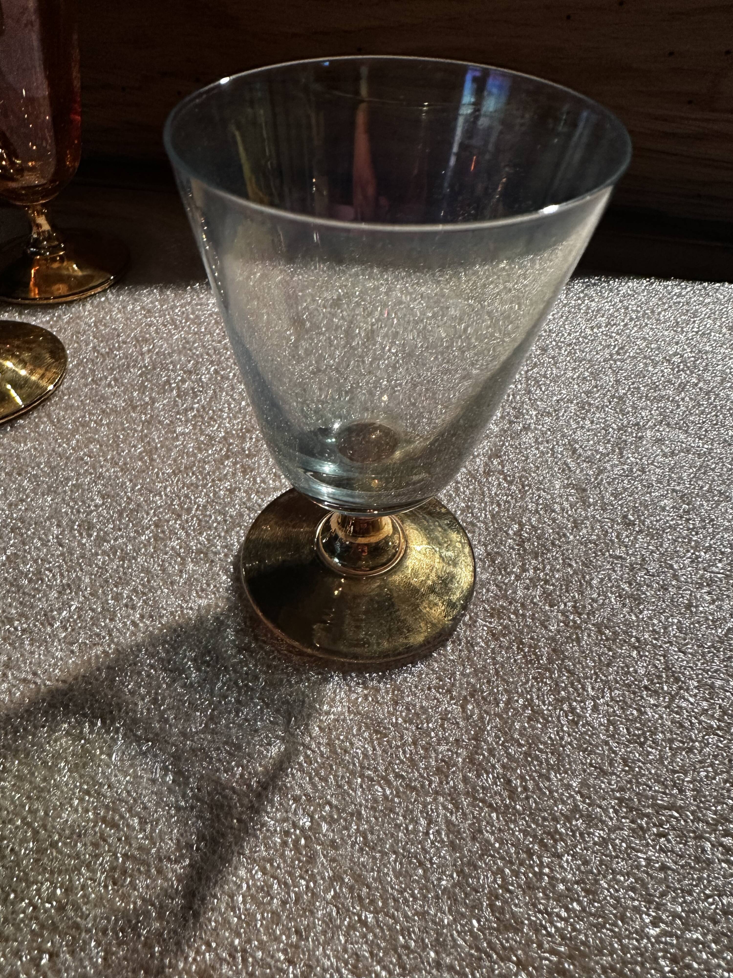 6 iridescent colored crystal liqueur glasses with gold stems / art-deco