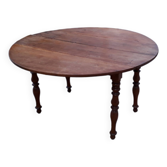 Louis Philippe table in walnut + extensions