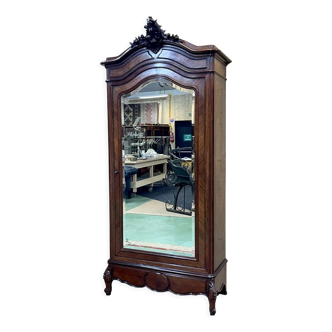 Late nineteenth century rosewood bedroom cabinet