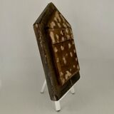 Wood mirror, popular art