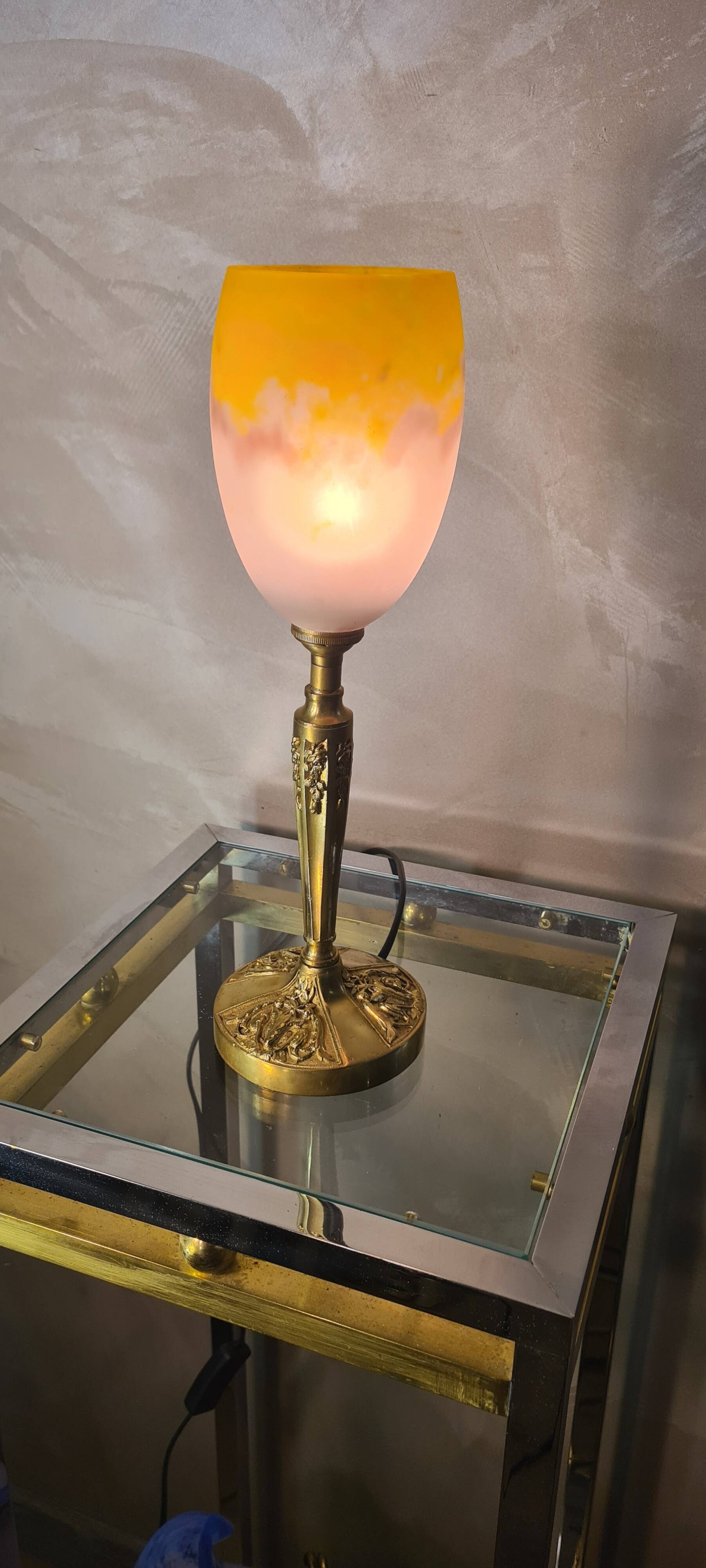 bronze lamp 1930 with its glass paste tulip signed Croismare (by the Muller brothers) 34x10