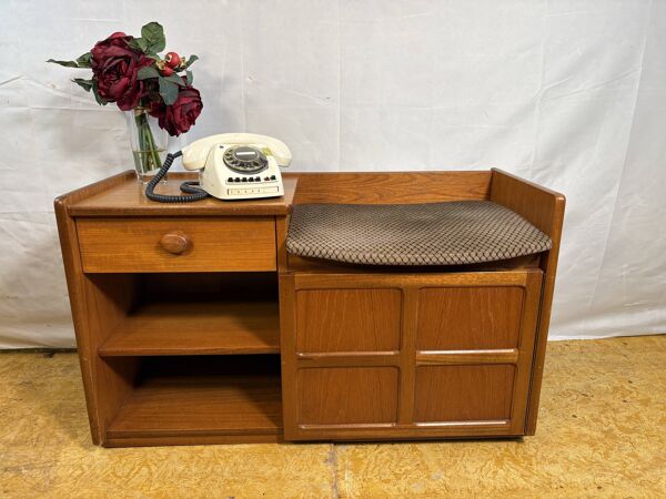 Siège téléphonique en teck rétro vintage des années 1960-1970 par Nathan. Élégant.