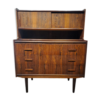 Small Scandinavian style buffet