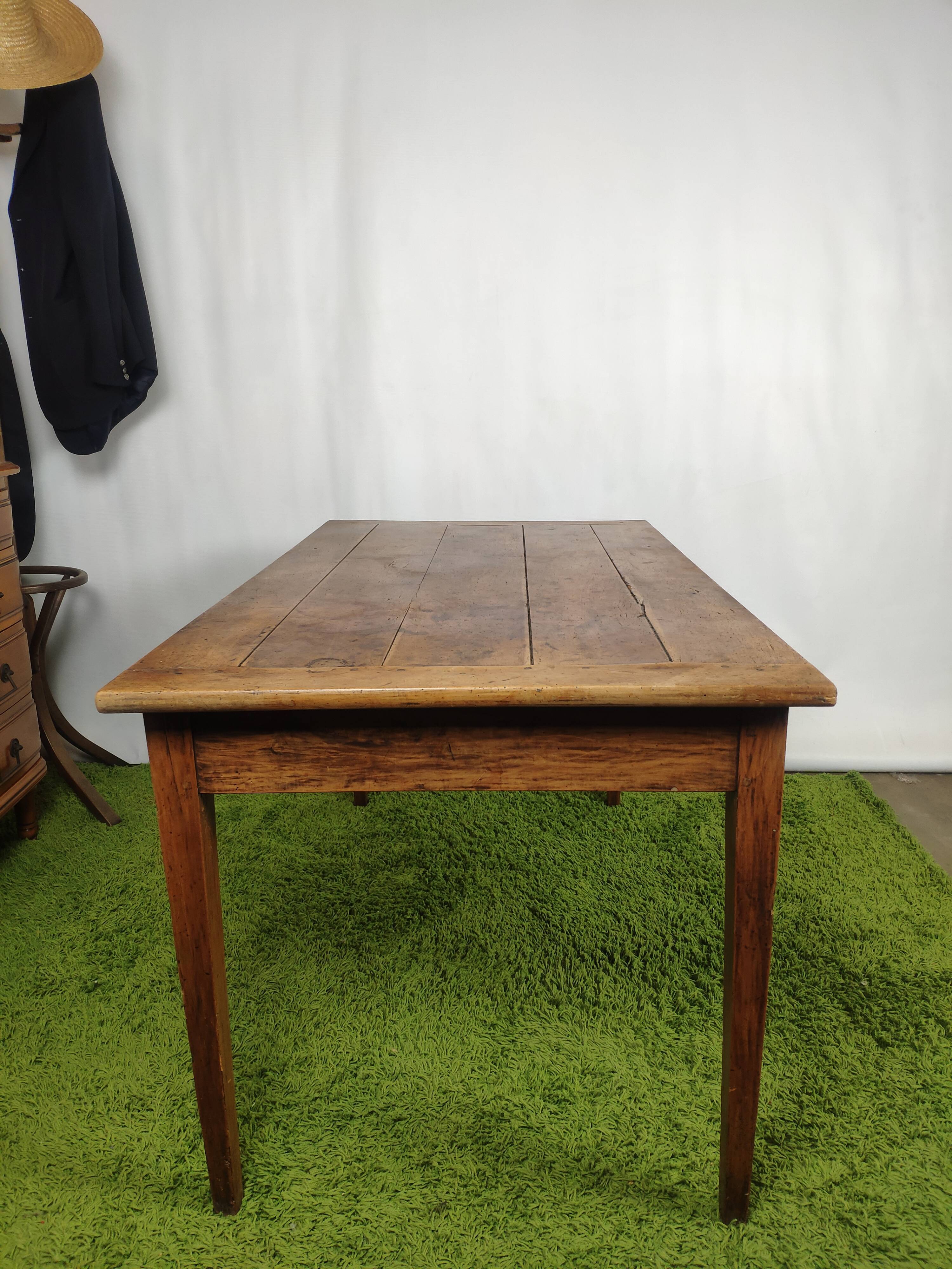 Light wood eating farm table