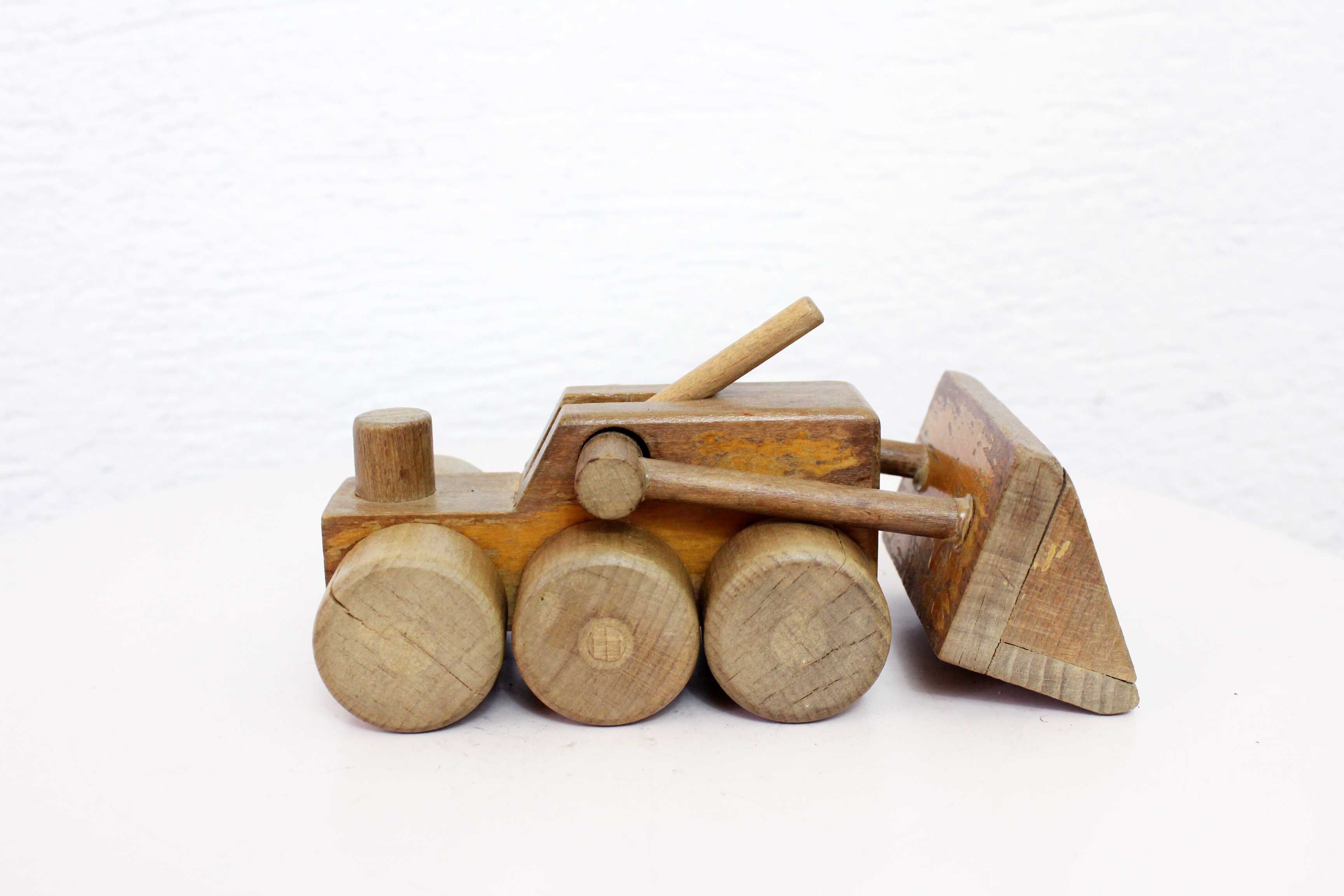 Authentic old wooden toy "Spielgut"