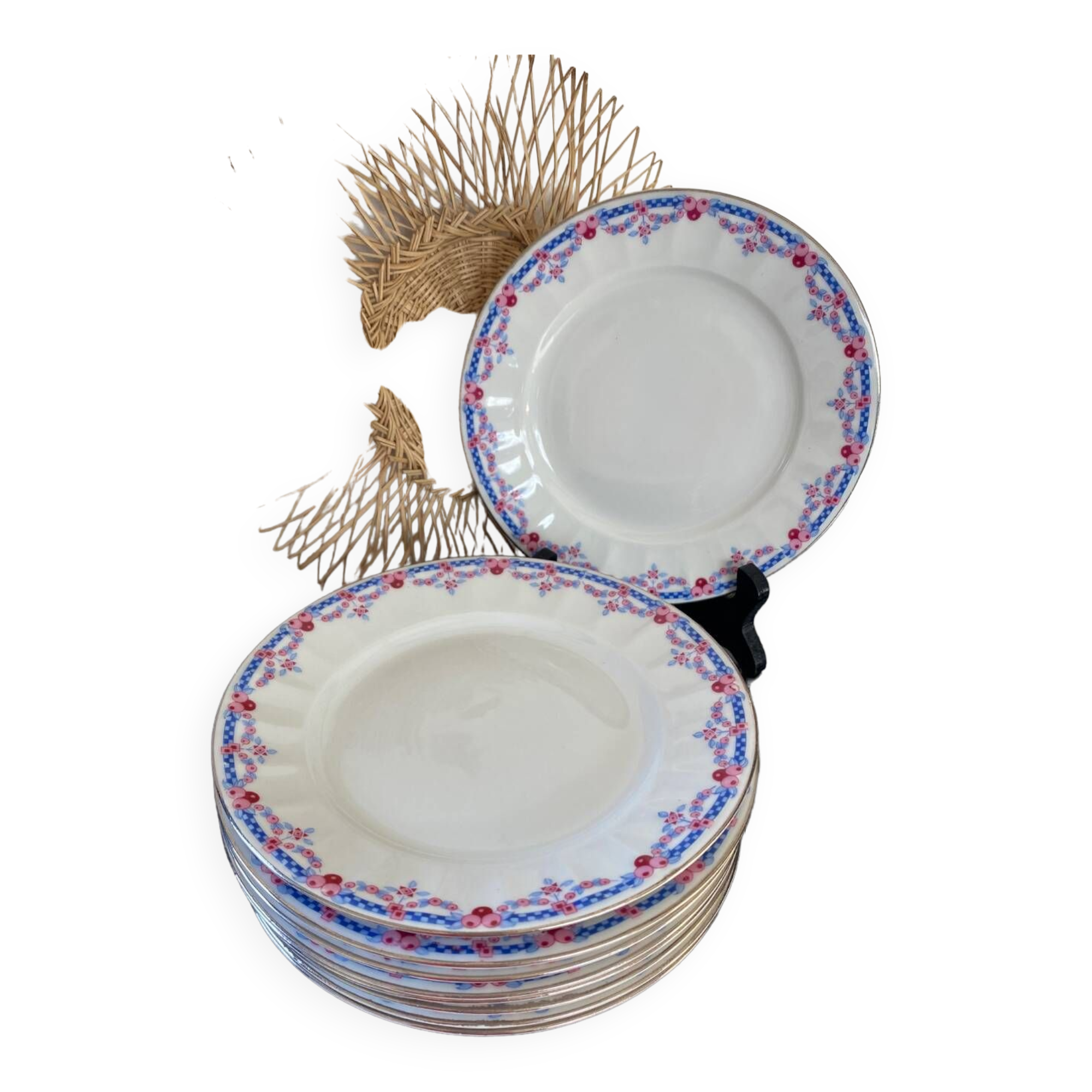 Set of 8 fine porcelain dessert plates from Lamotte France