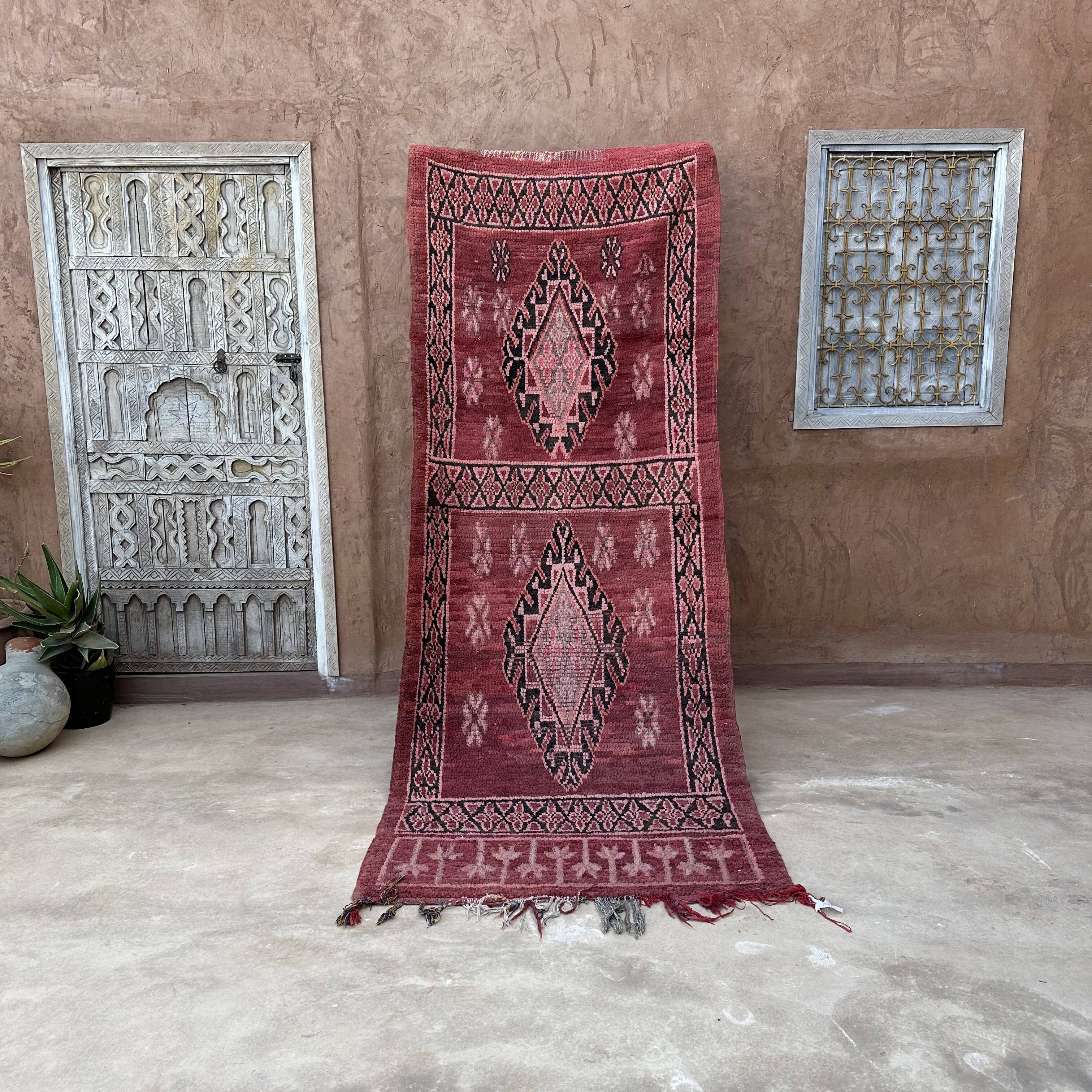 Moroccan carpet - 111 x 271 cm
