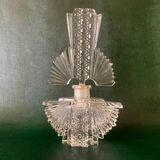 Art Deco perfume bottle in bohemian crystal engraved 1930