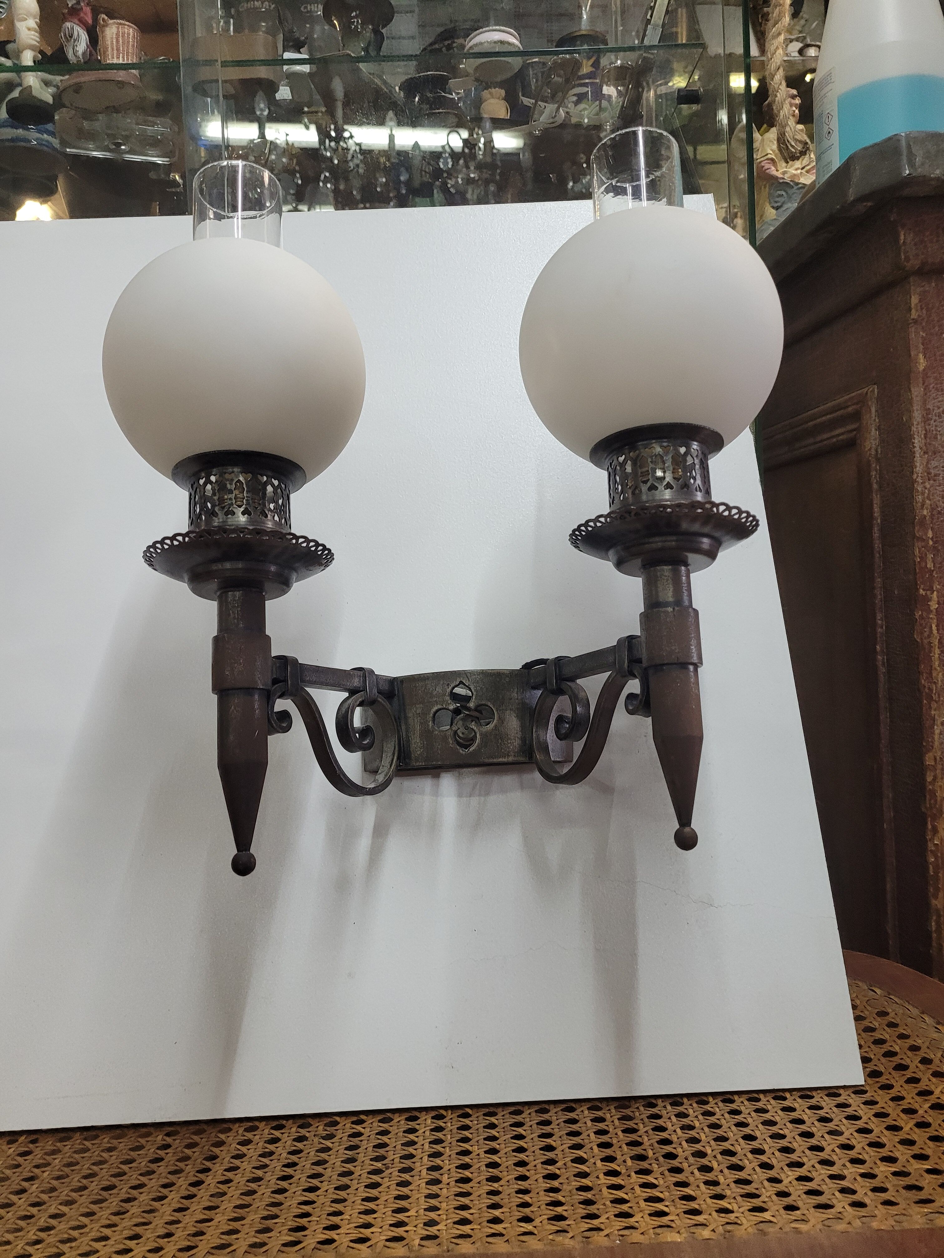 Paire d'appliques mural en fer