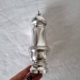 Moulin poivrière en métal argenté style classique années 1950
