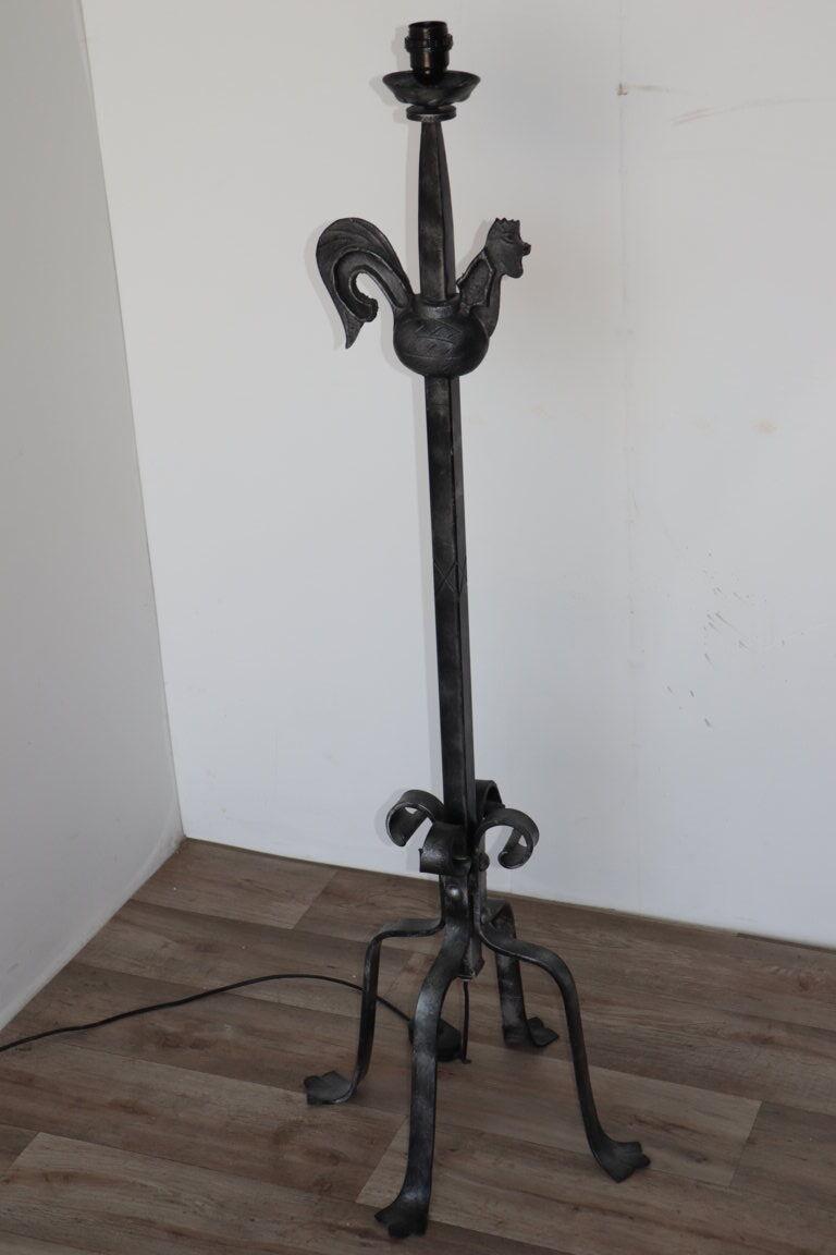 Brutalist floor lamp "Le chant du Coq" in wrought iron, 1950