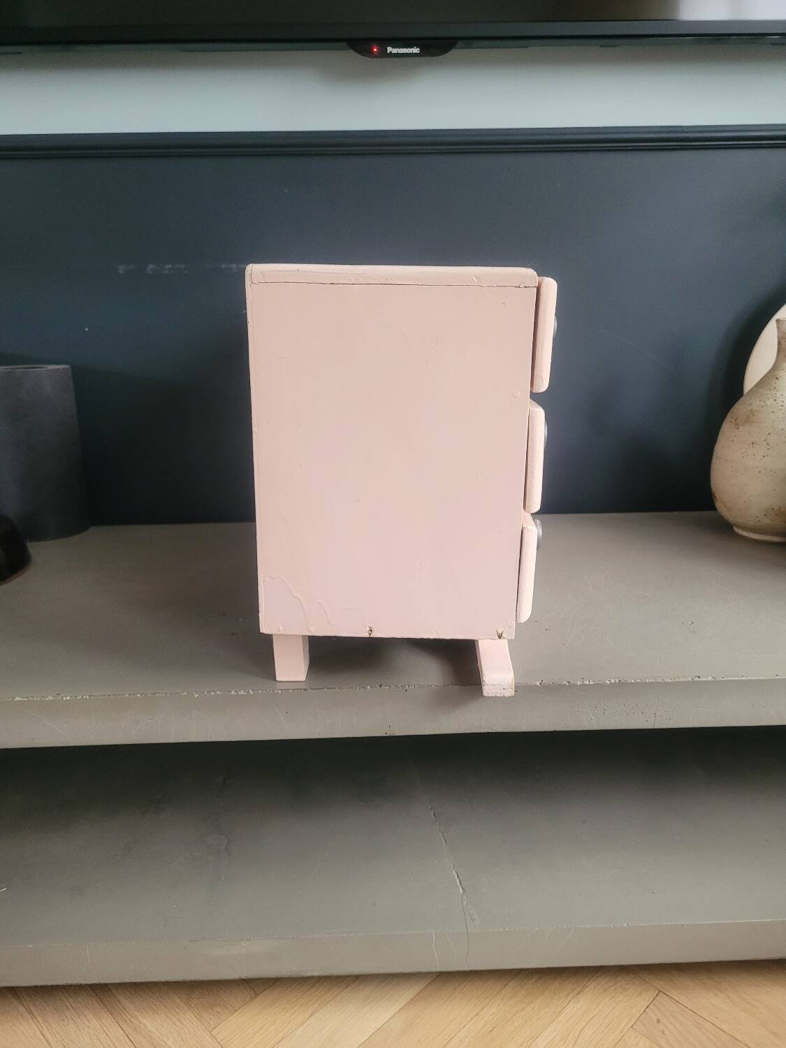 Small art deco wooden chest of drawers