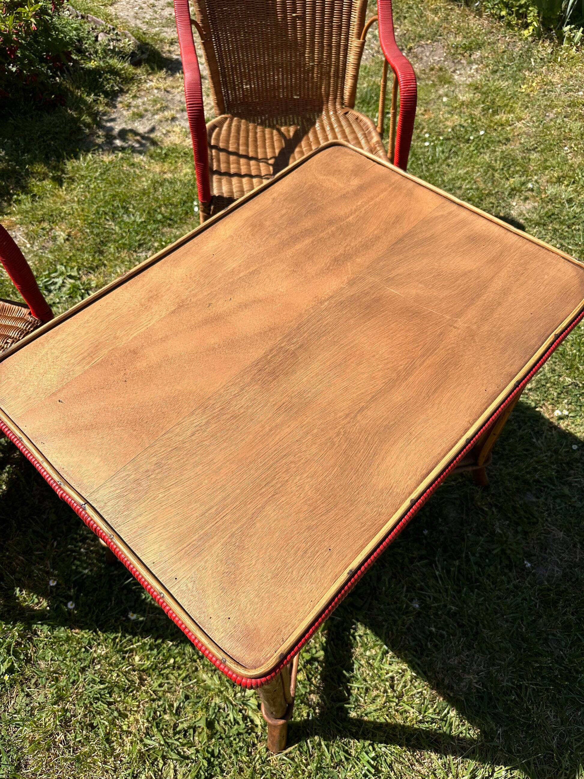 Salon de jardin en rotin vintage