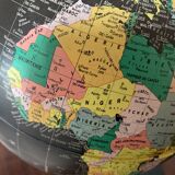 Globe terrestre mappemonde noir