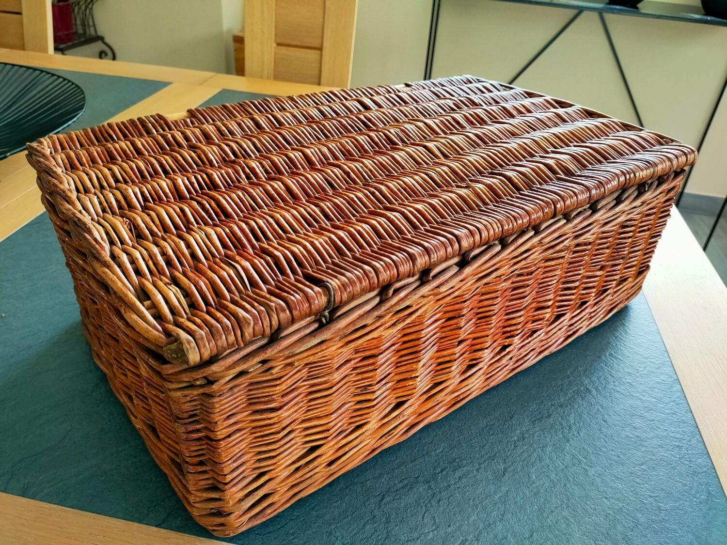 Coracle vintage wicker picnic basket